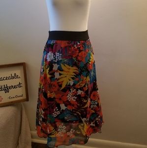 XS LuLaRoe Lola Skirt